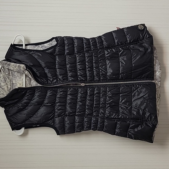 Bernardo Gray/black Reversible Primaloft Puffer Vest 60/40 Down/primaloft - Picture 3 of 7